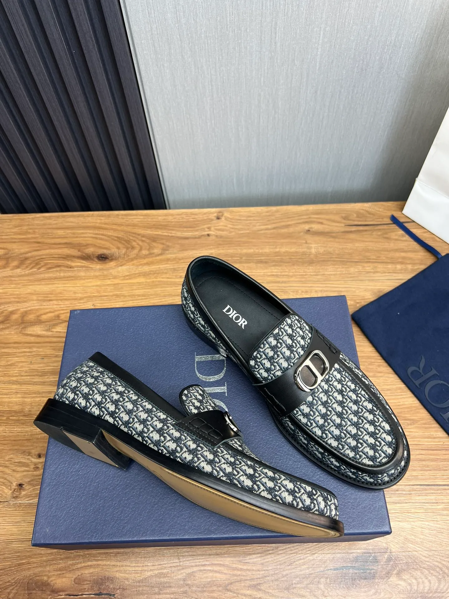 Men's men's shoes 💰580💰 Dior men's business casual leather shoes 👞all made of imported original brand leather, just to create a more comfortable wearing experience, upper: original cowhide ➕ imported sheepskin lining, original non-slip and wear-resistant rubber outsole ✔️36-45 (38.45 non-refundable)